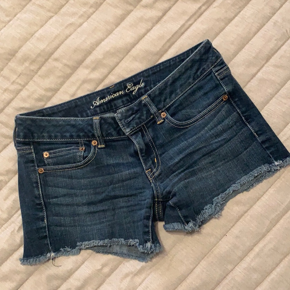American Eagle Low Rise Shorts